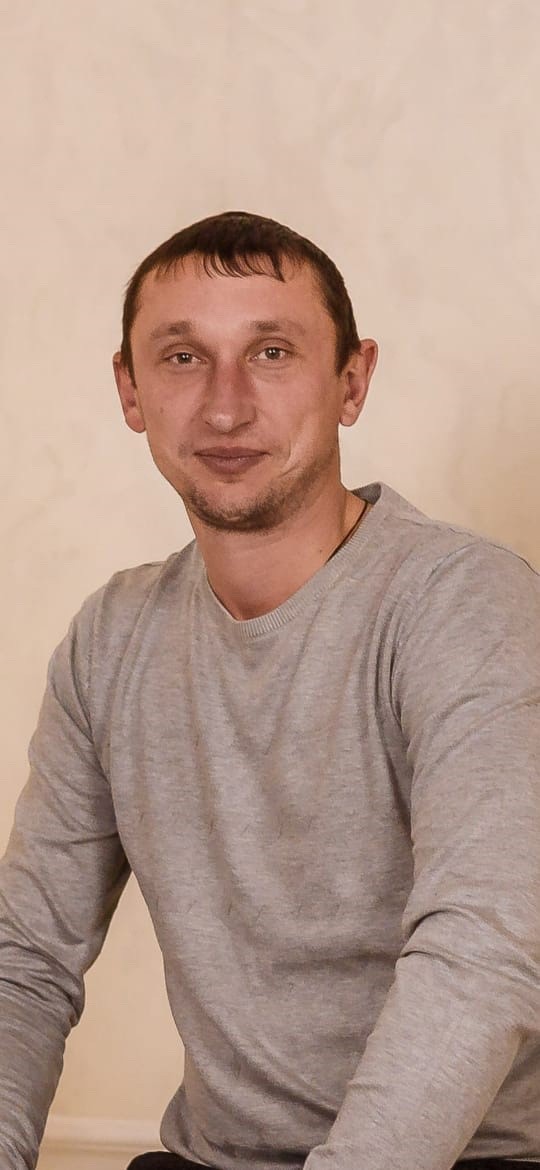 Бурякин Олег Николаевич.
